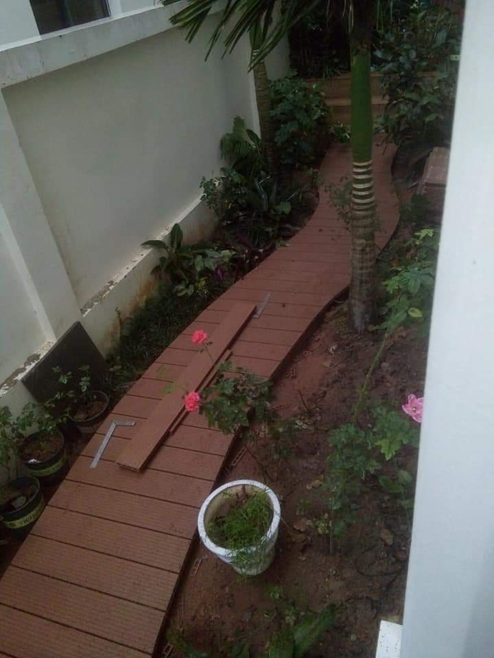 S&agrave;n gỗ nhựa l&agrave;m s&acirc;n vườn ngo&agrave;i trời