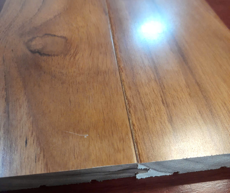 S&agrave;n gỗ Teak tự nhi&ecirc;n L&agrave;o Vinh Nghệ An